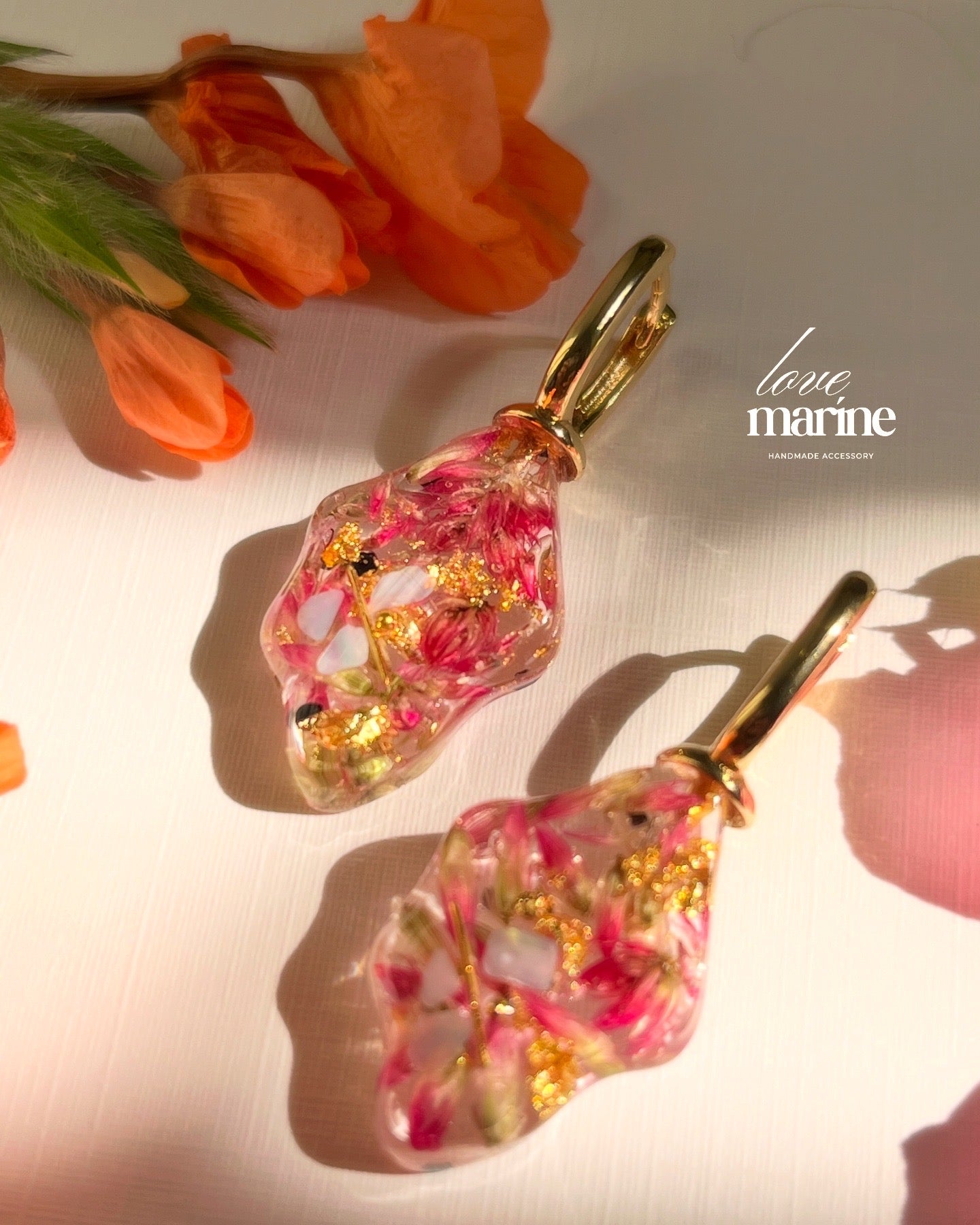 Lia - Flower Resin Earrings